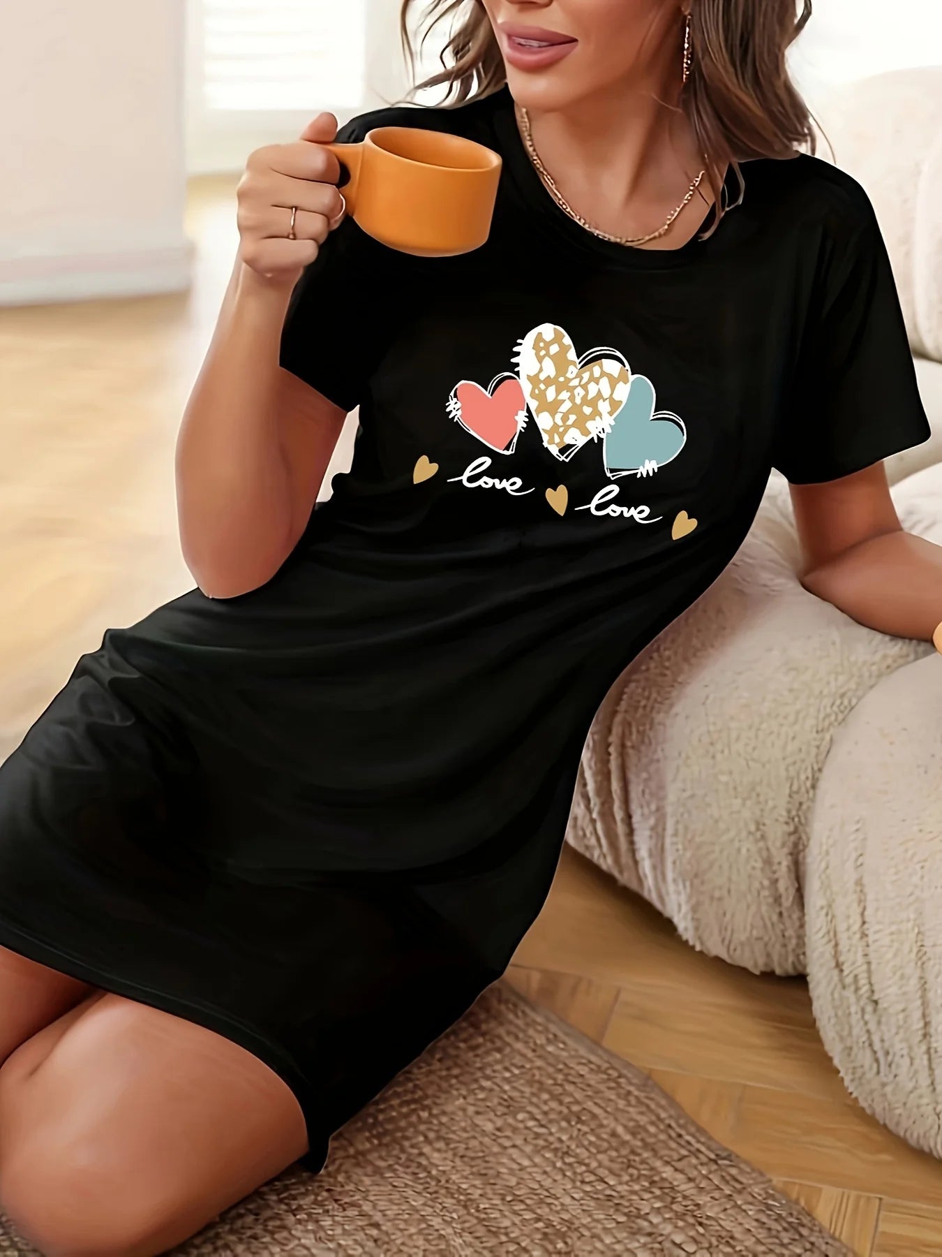 Bee & Bow Print Mini T-Shirt Dress — Short Sleeve Casual Summer Dress