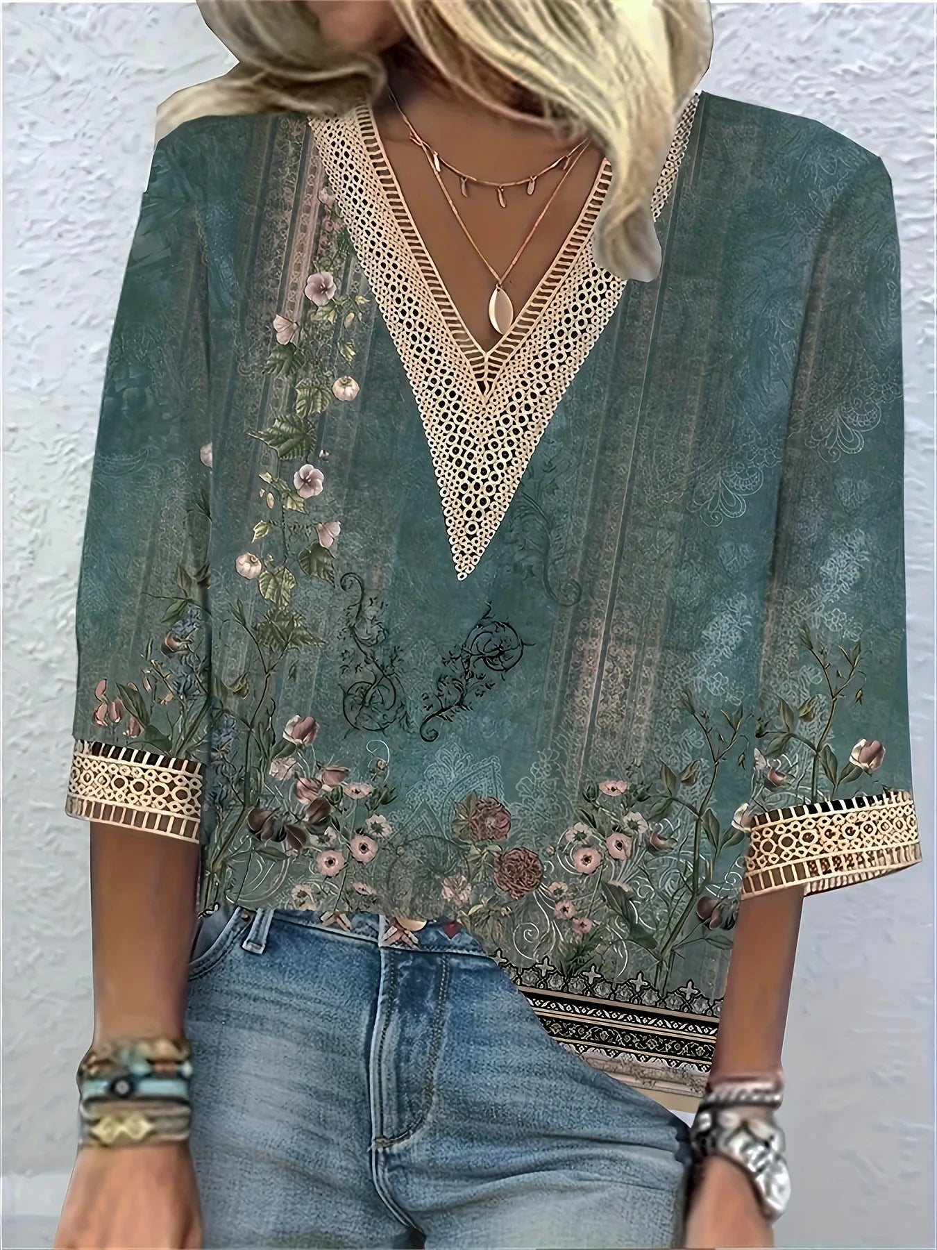 Elegant Long Sleeve Women's Blouse — Loose Casual Holiday Weekend Top