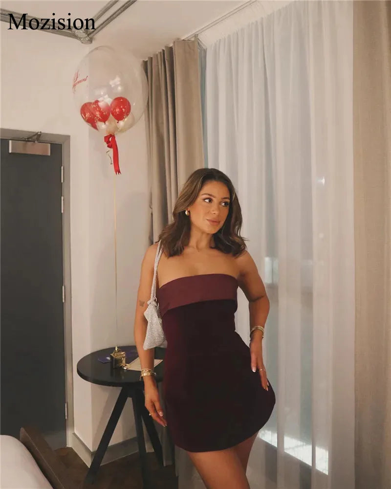Off-Shoulder Backless Bodycon Mini Dress — Zip-Up Club & Party Dress