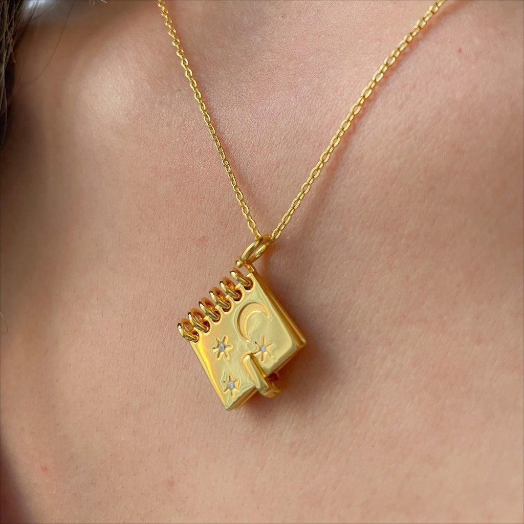 Personalized Star & Moon Pendant Necklace — Gold & Silver